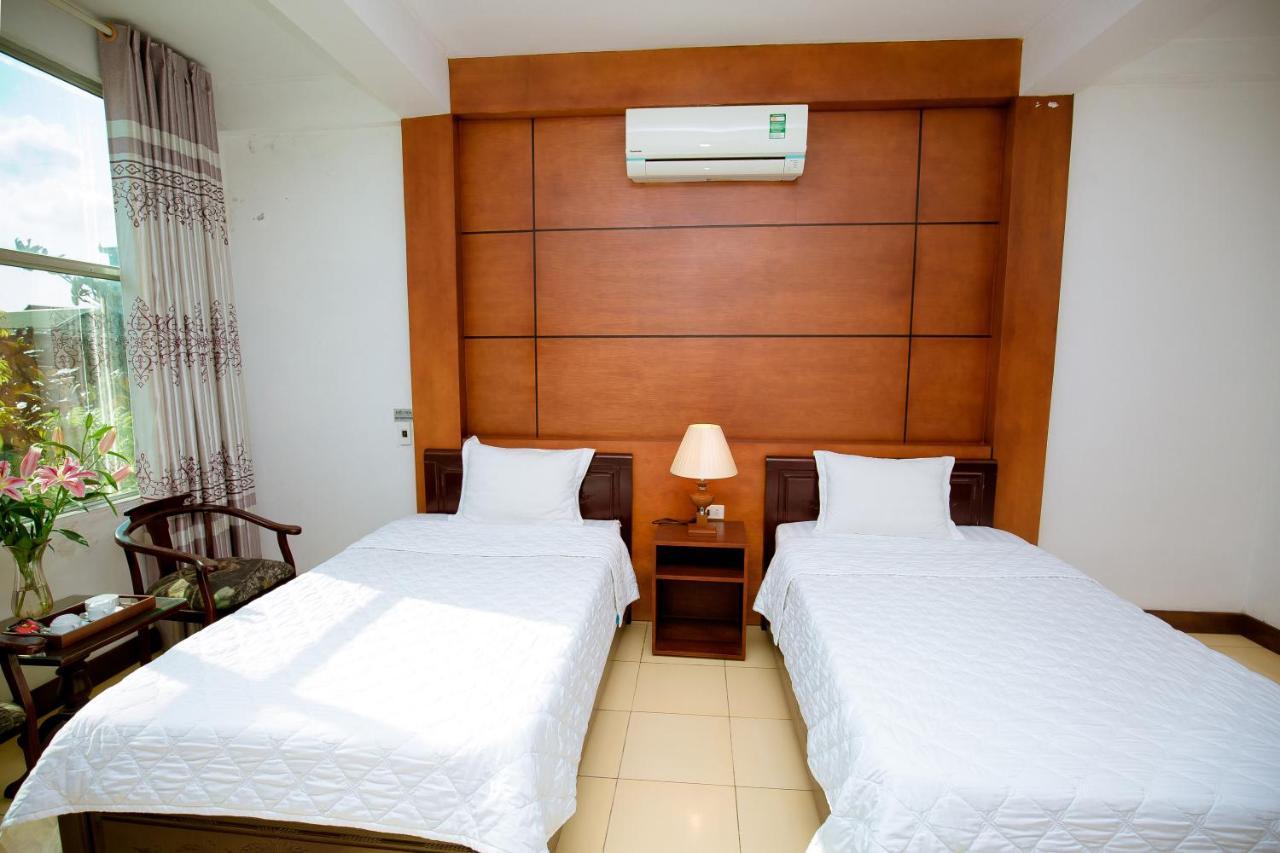 Viet Huong Hotel Ниньбинь Экстерьер фото